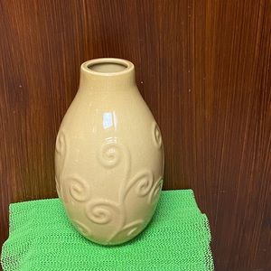 home interios corn yellow ceramic vase